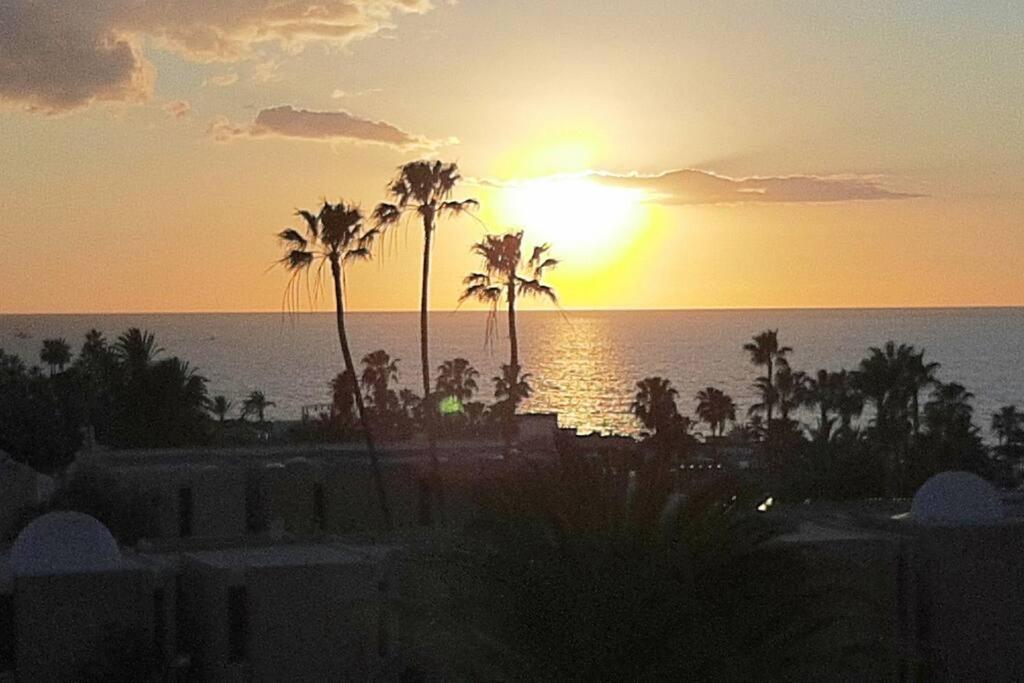 Apartment Pool&beach View, 2 People, Wifi, Free Parking *